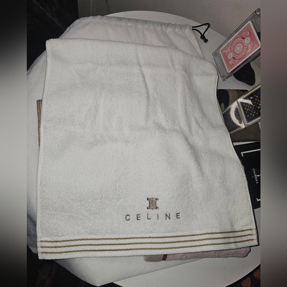Celine 5pc Face/Hand Towel Bundle! - Picture 7 of 12
